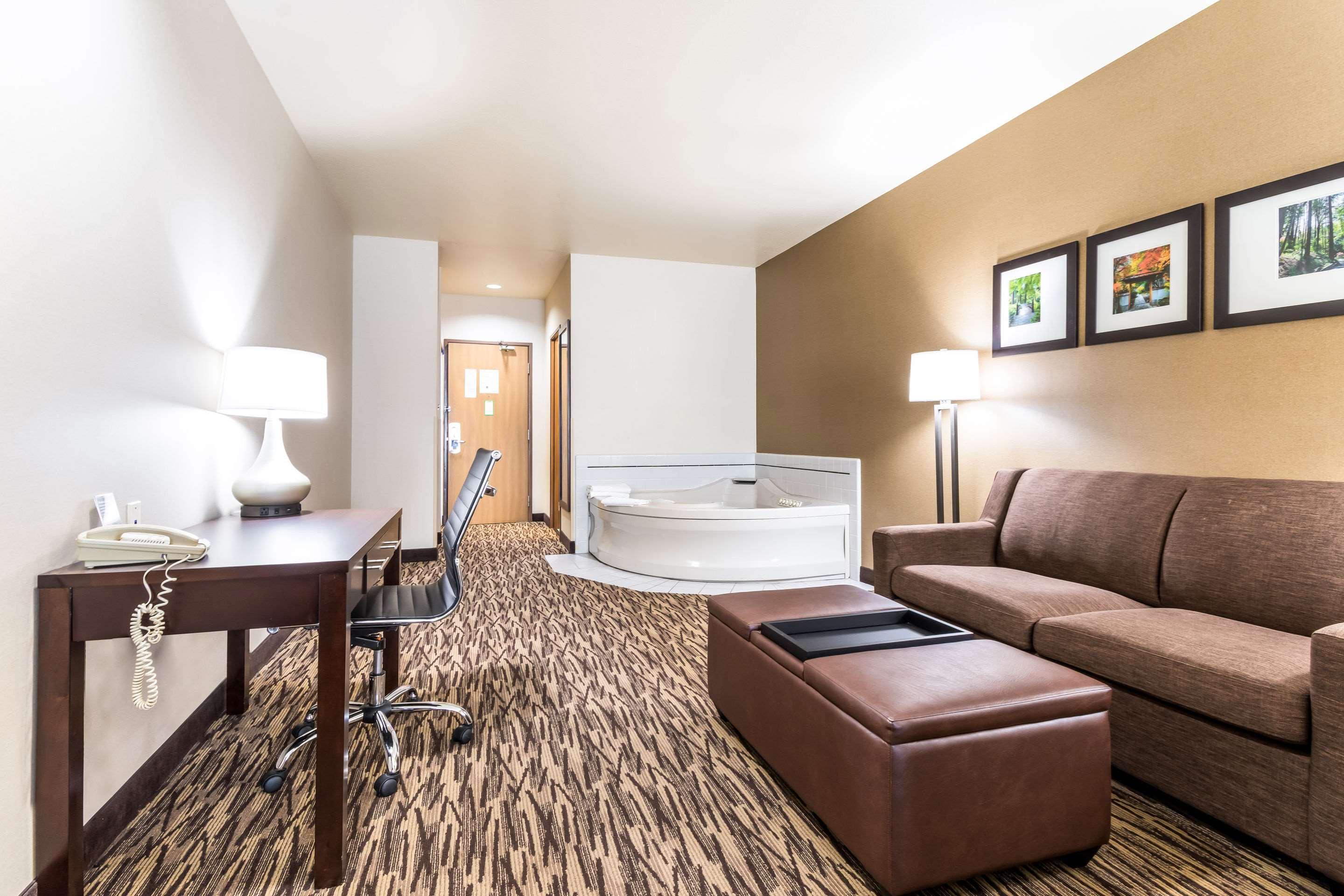 Comfort Suites Portland Airport מראה חיצוני תמונה