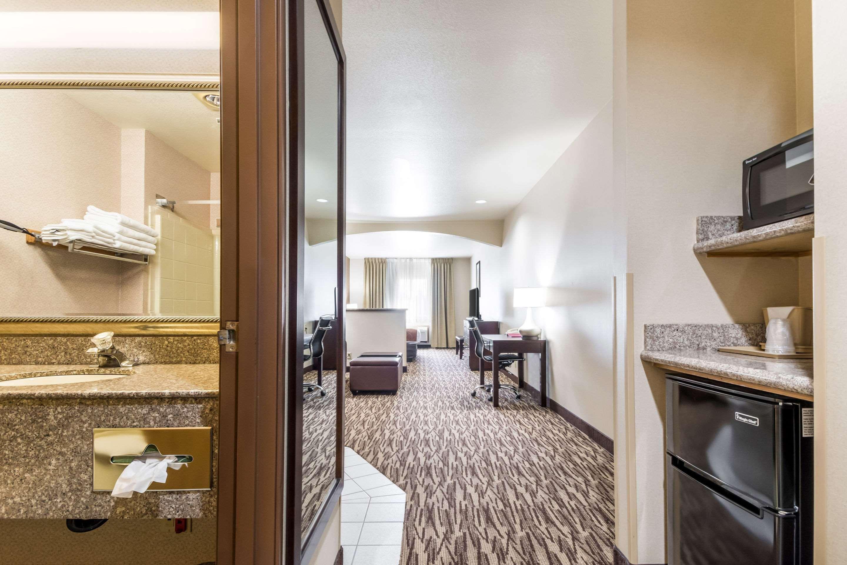 Comfort Suites Portland Airport מראה חיצוני תמונה