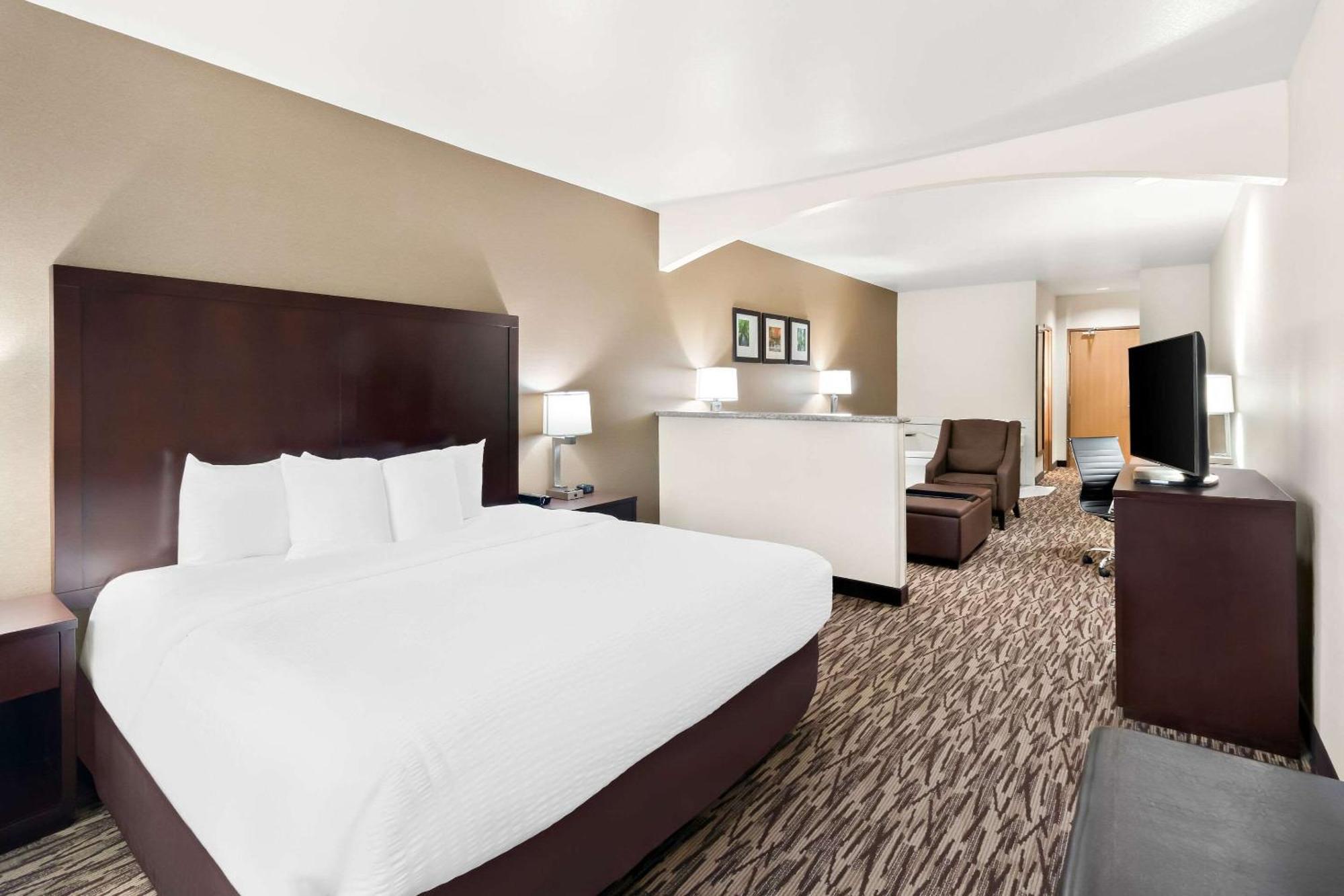 Comfort Suites Portland Airport מראה חיצוני תמונה
